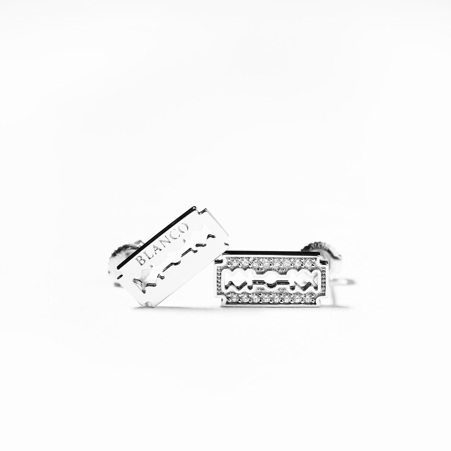 RAZORBLADE EARRINGS